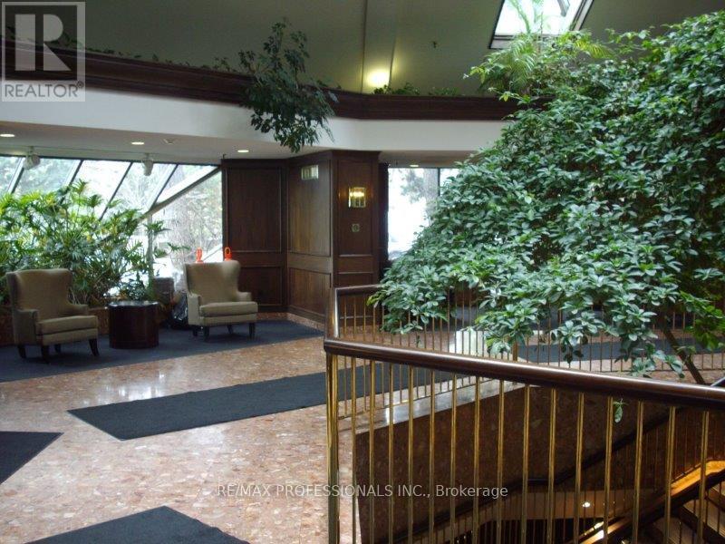 1208 - 1300 Islington Avenue, Toronto, Ontario  M9A 5C4 - Photo 11 - W13045928