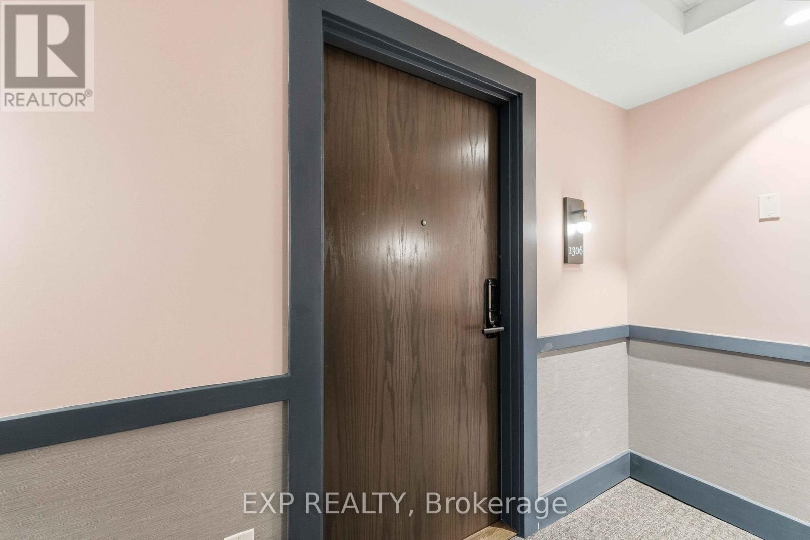 1306 - 2782 Barton Street E, Hamilton, Ontario  L8E 2J8 - Photo 3 - X13058866