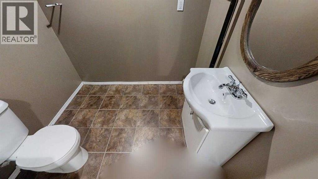 3, 545 Highlands Boulevard W, Lethbridge, Alberta  T1J 4V2 - Photo 22 - A2309592