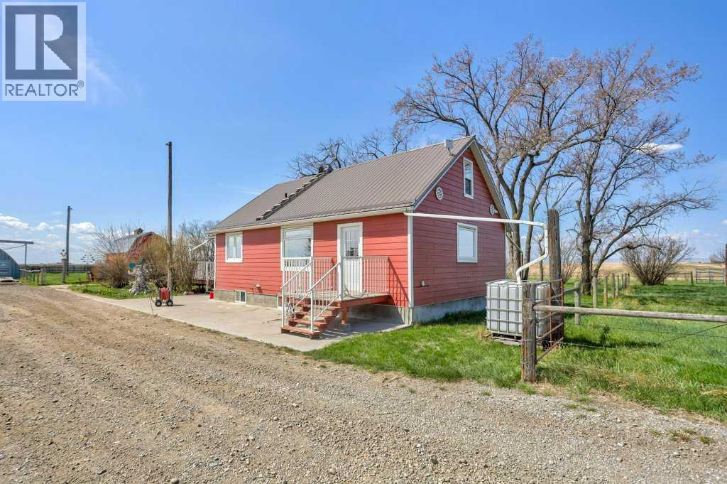 260035, 260035 Twp120, Claresholm, Alberta  T0L 0T0 - Photo 3 - A2309503
