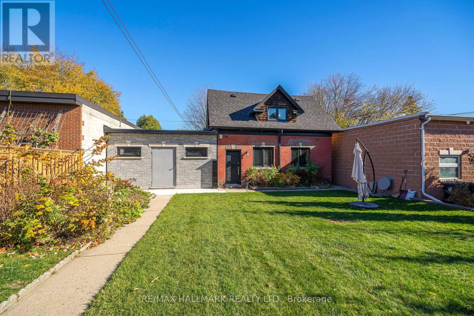 Coach House - 153 Rusholme Road, Toronto, Ontario  M6H 2Y6 - Photo 2 - C13104944