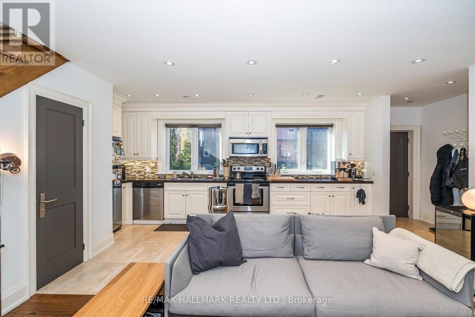 Coach House - 153 Rusholme Road, Toronto, Ontario  M6H 2Y6 - Photo 25 - C13104944