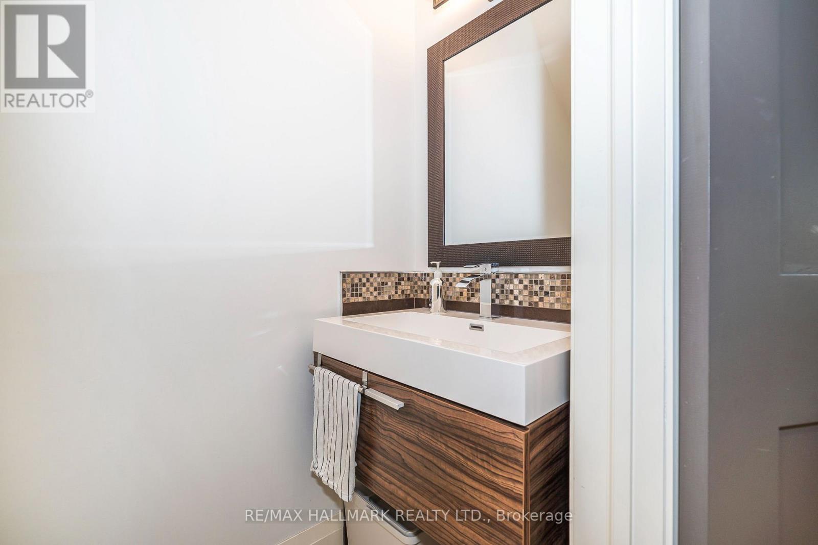 Coach House - 153 Rusholme Road, Toronto, Ontario  M6H 2Y6 - Photo 30 - C13104944