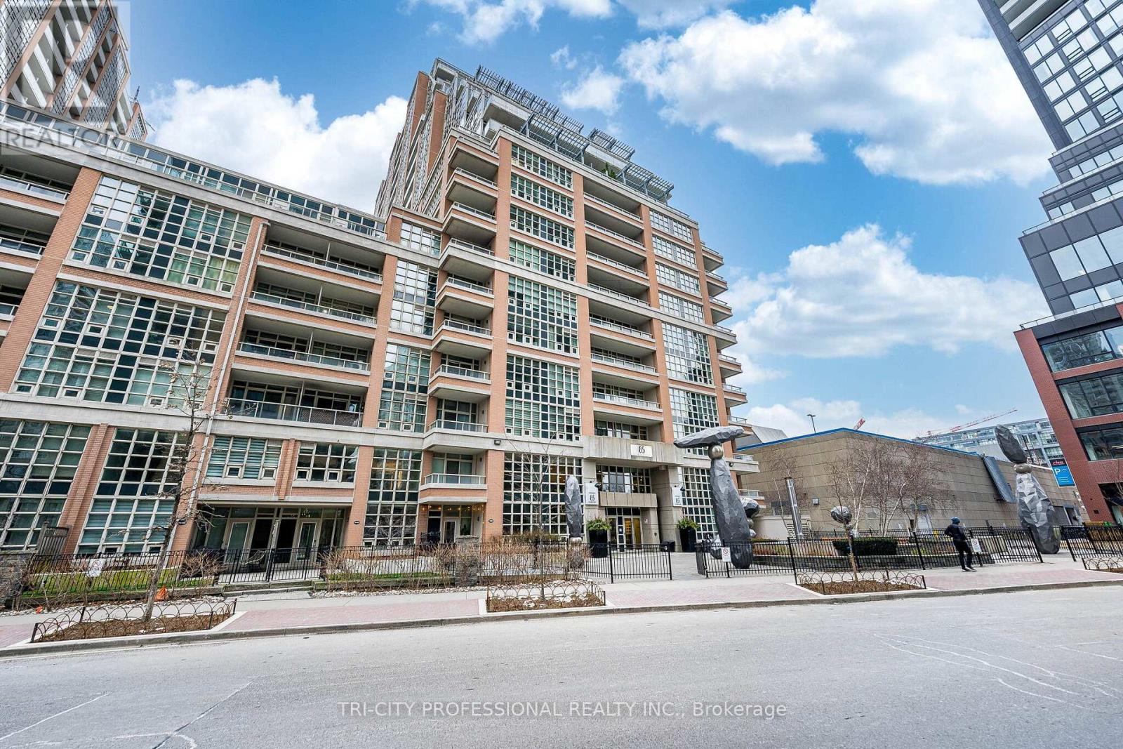 1713 - 85 E LIBERTY STREET, Toronto, Ontario