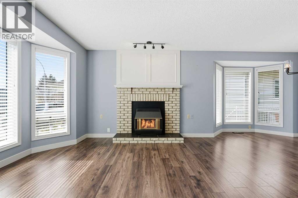 38 Woodside Close, Airdrie, Alberta  T4B 2C8 - Photo 7 - A2307800