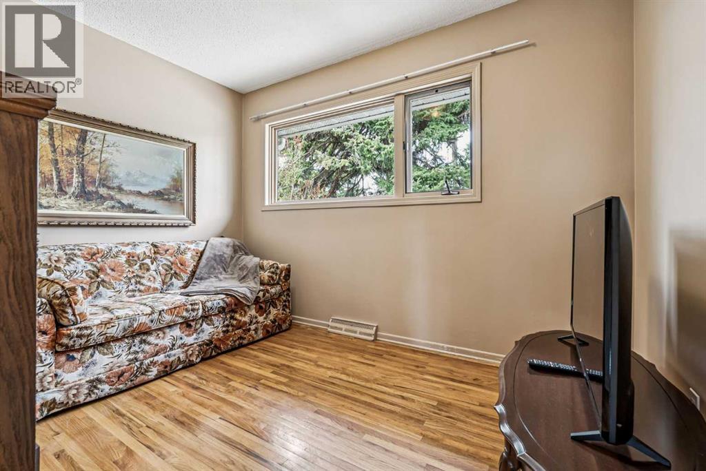 9843 5 Street SE, Calgary, Alberta  T2J 1K8 - Photo 16 - A2308716