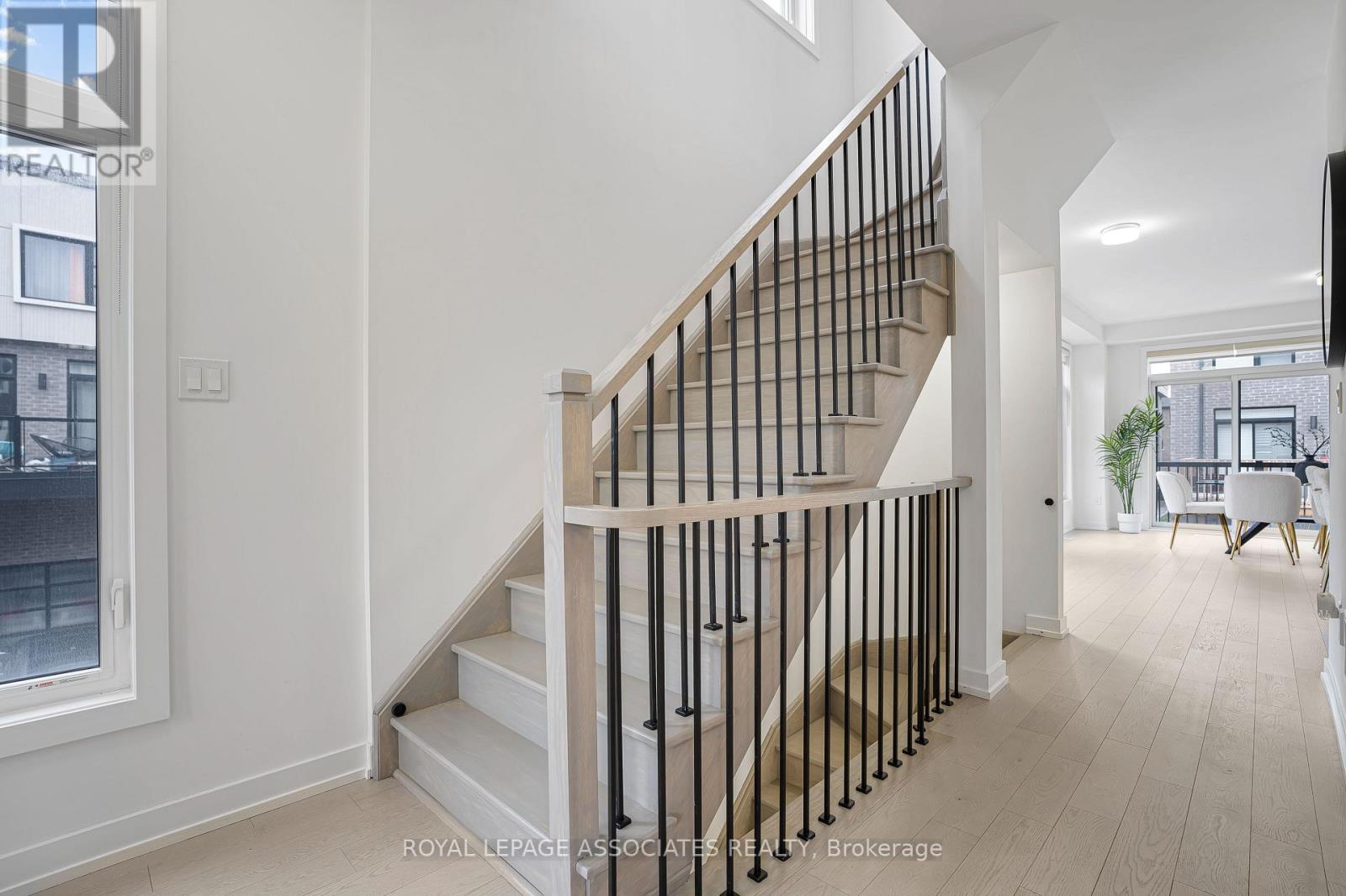 1662 Hidden Valley Glen, Pickering, Ontario  L1X 0H7 - Photo 24 - E13104932