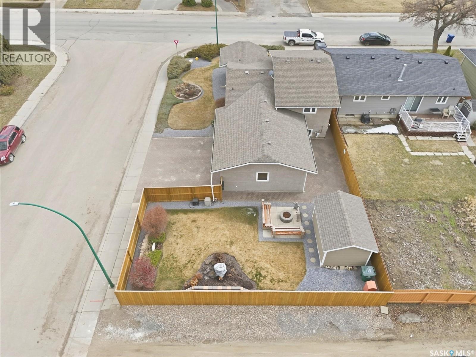 3402 Calder Crescent, Saskatoon, Saskatchewan  S7J 4W6 - Photo 5 - SK035456