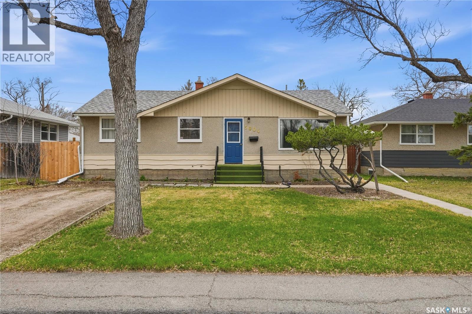 5004 1st Avenue, Regina, Saskatchewan  S4T 0A5 - Photo 2 - SK035309
