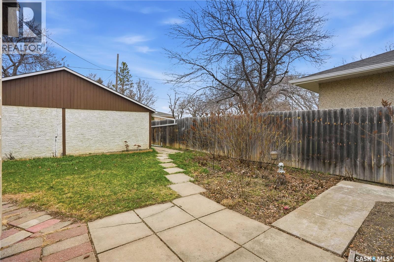 5004 1st Avenue, Regina, Saskatchewan  S4T 0A5 - Photo 37 - SK035309