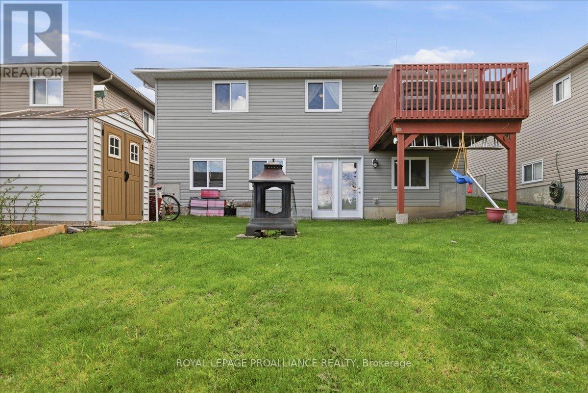 189 Nicholas Street, Quinte West, Ontario  K8V 6E8 - Photo 3 - X13104126