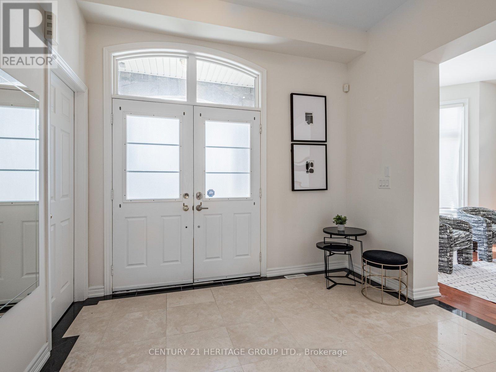 69 Morland Crescent, Aurora, Ontario  L4G 7Z2 - Photo 3 - N13104958