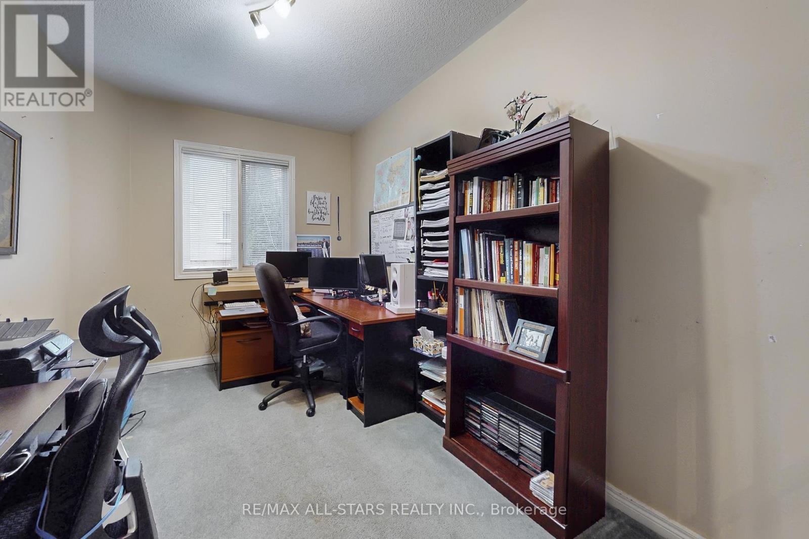 54 Bretton Circle, Markham, Ontario  L3S 3R1 - Photo 15 - N13104988