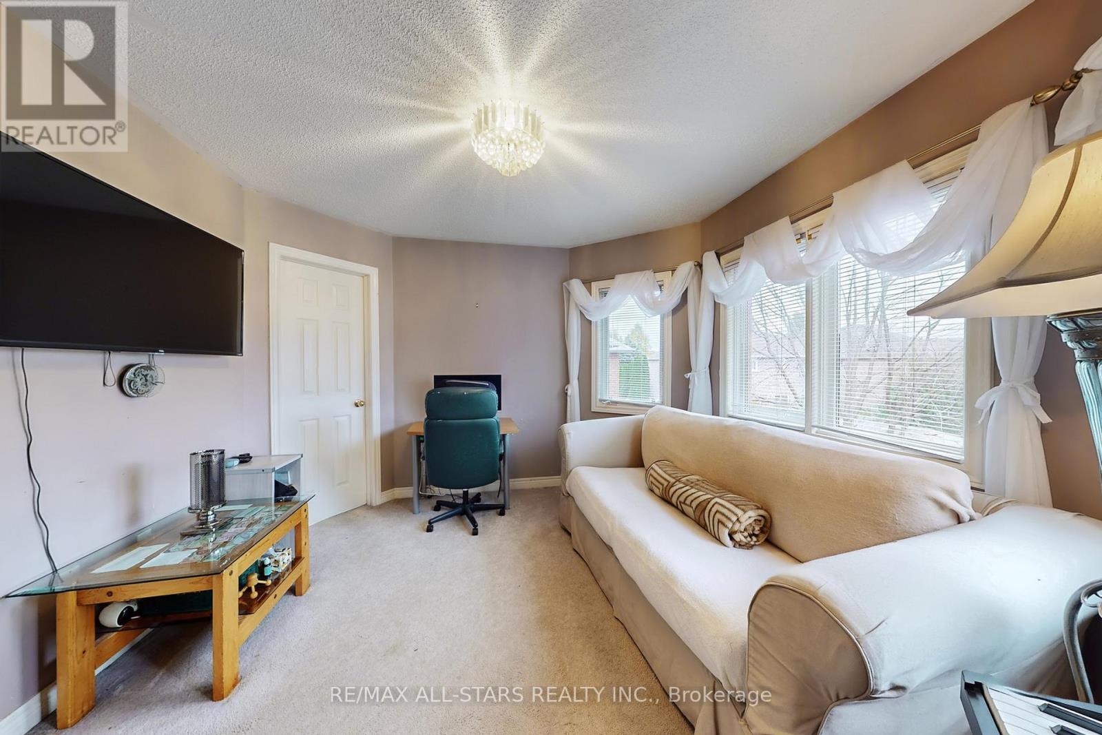 54 Bretton Circle, Markham, Ontario  L3S 3R1 - Photo 22 - N13104988