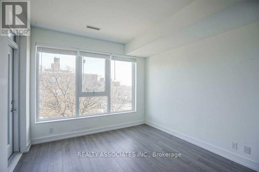 307 - 6 Parkwood Avenue, Toronto, Ontario  M4V 1V1 - Photo 4 - C12886120