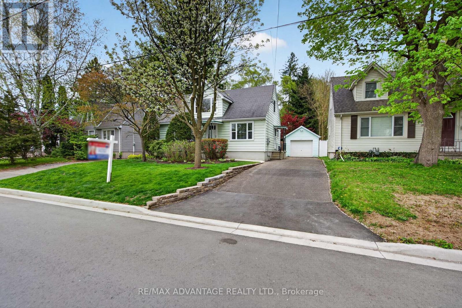 127 FOSTER AVENUE, London North, Ontario