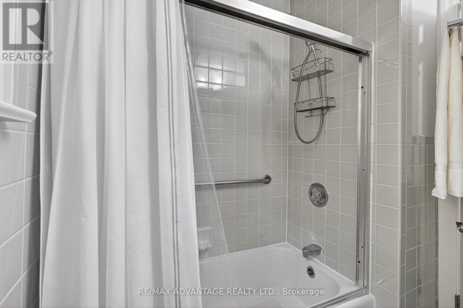 127 Foster Avenue, London North, Ontario  N6H 2L2 - Photo 15 - X13105192