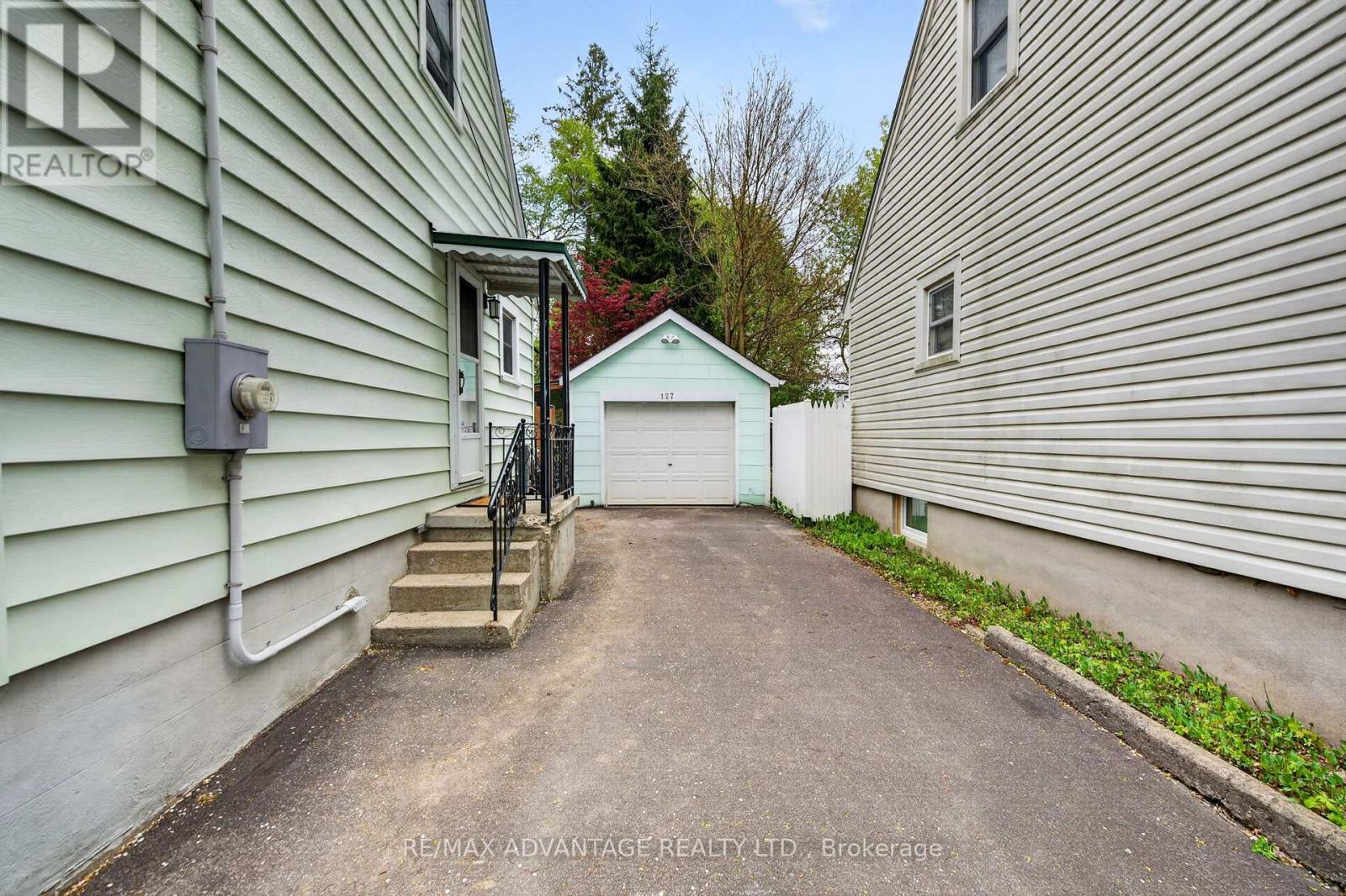 127 Foster Avenue, London North, Ontario  N6H 2L2 - Photo 37 - X13105192