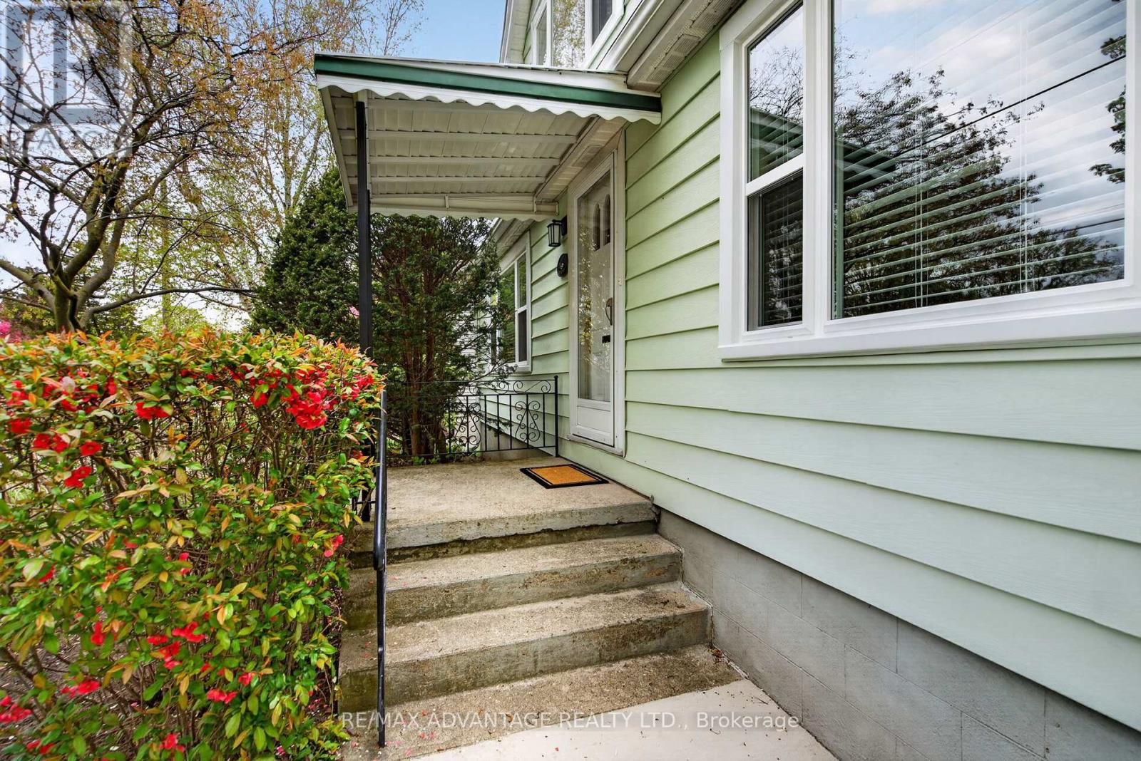127 Foster Avenue, London North, Ontario  N6H 2L2 - Photo 4 - X13105192