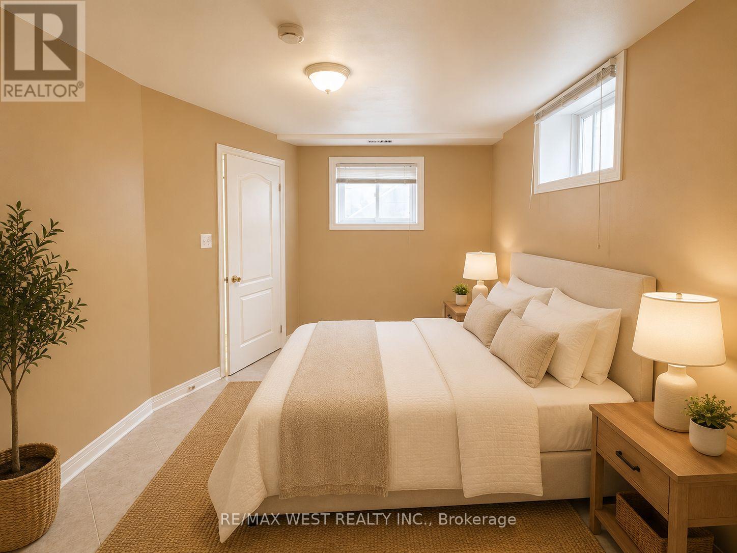 Basement - 355 Silverthorn Avenue, Toronto, Ontario  M6M 3G7 - Photo 10 - W13105046