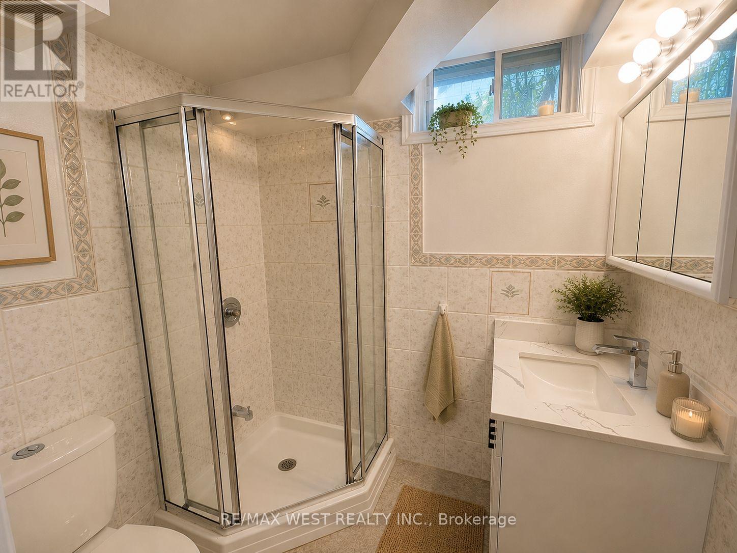 Basement - 355 Silverthorn Avenue, Toronto, Ontario  M6M 3G7 - Photo 11 - W13105046