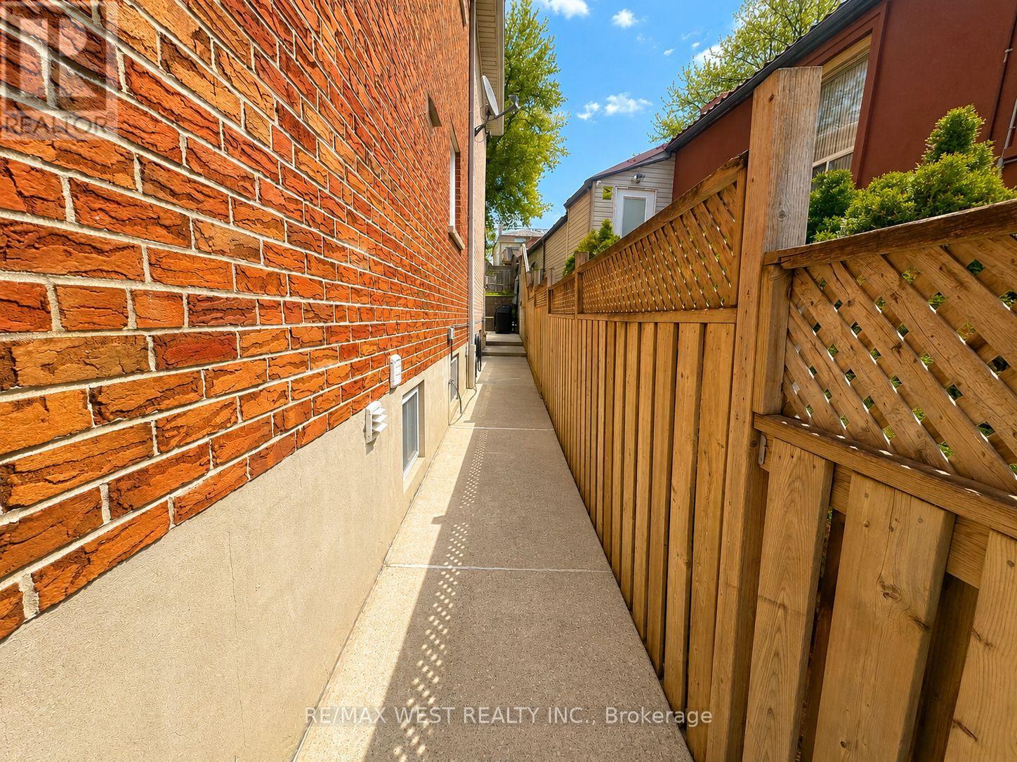 Basement - 355 Silverthorn Avenue, Toronto, Ontario  M6M 3G7 - Photo 3 - W13105046