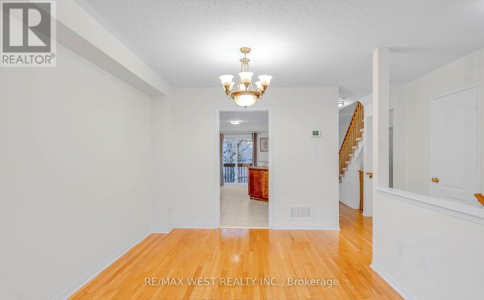 182 - 5530 Glen Erin Drive, Mississauga, Ontario  L5M 6E8 - Photo 8 - W13105050