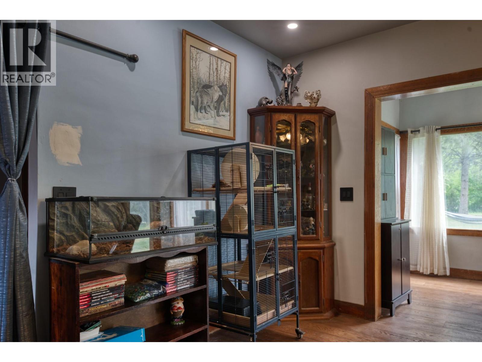3038 10th Avenue, Keremeos, British Columbia  V0X 1N3 - Photo 8 - 10386145