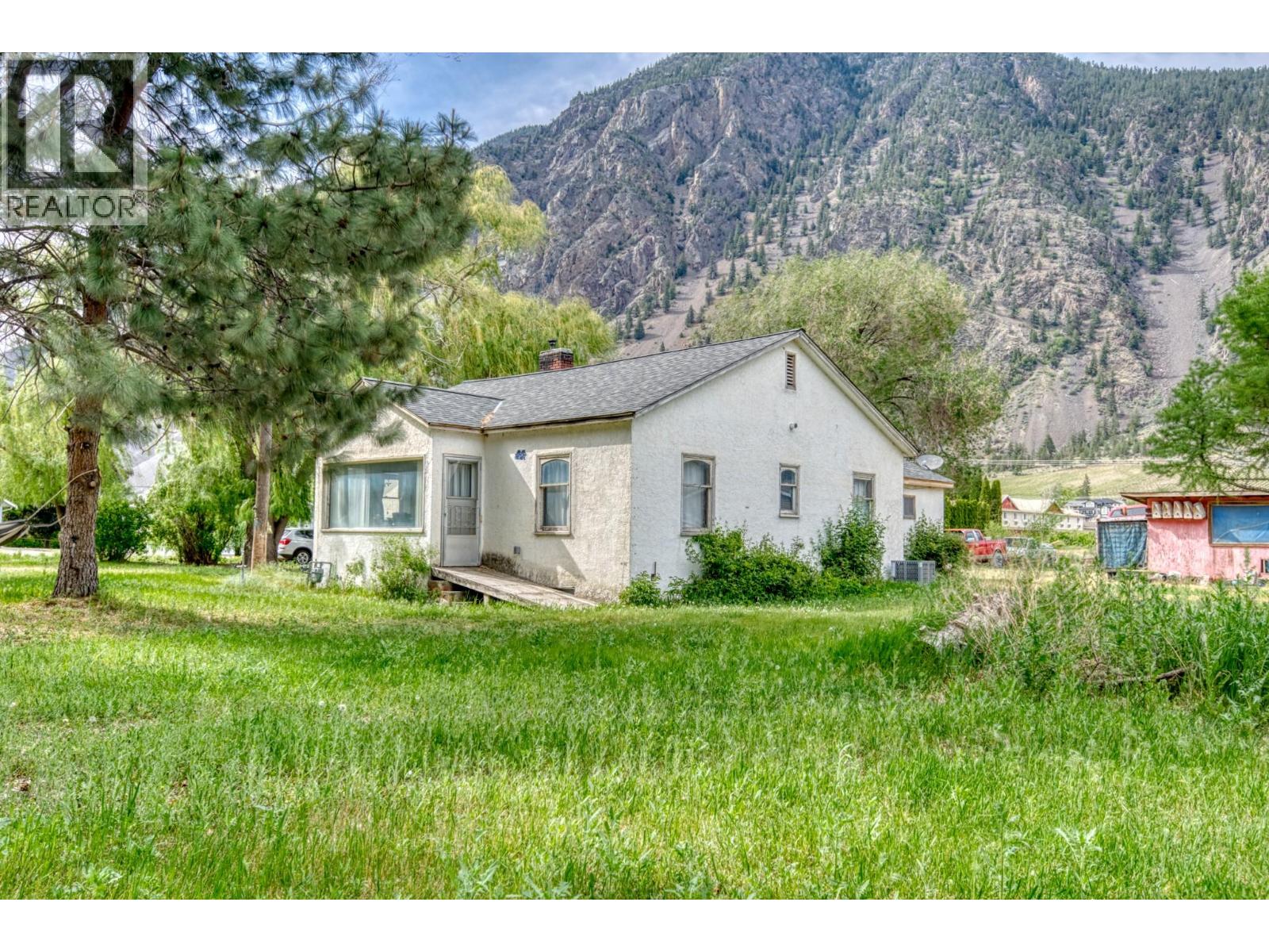 3038 10th Avenue, Keremeos, British Columbia  V0X 1N3 - Photo 22 - 10386145