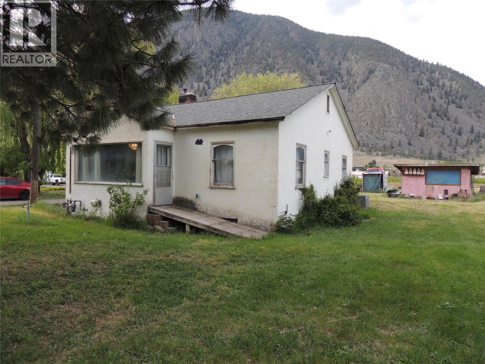 3038 10th Avenue, Keremeos, British Columbia  V0X 1N3 - Photo 25 - 10386145