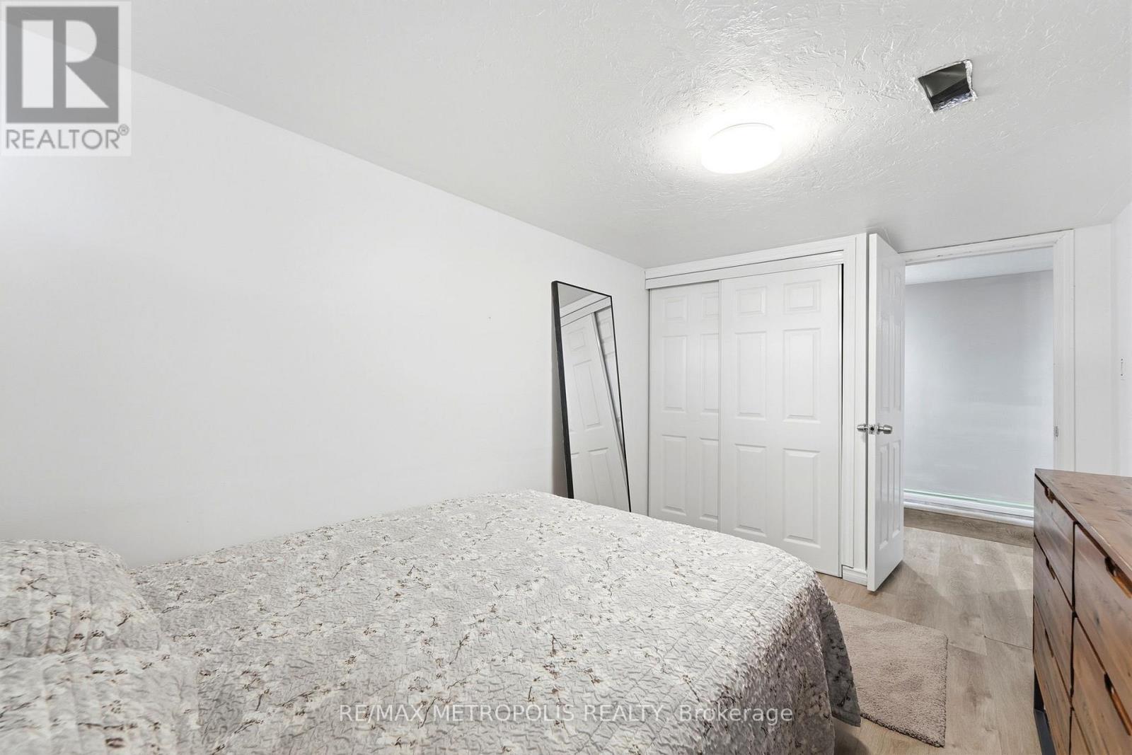 Main & Bsmt - 56 Charing Cross Street, Brantford, Ontario  N3R 2H3 - Photo 26 - X13105032