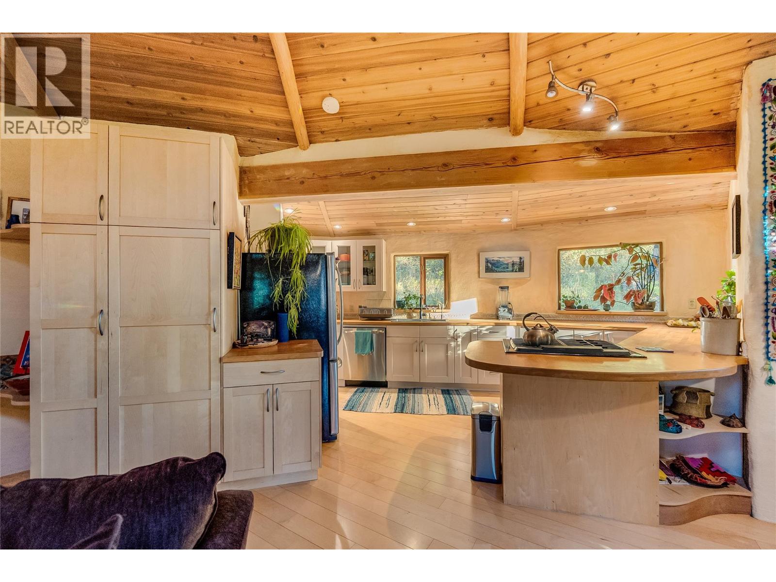 2129 Svoboda Road, Nelson, British Columbia  V1L 3V3 - Photo 28 - 10386644