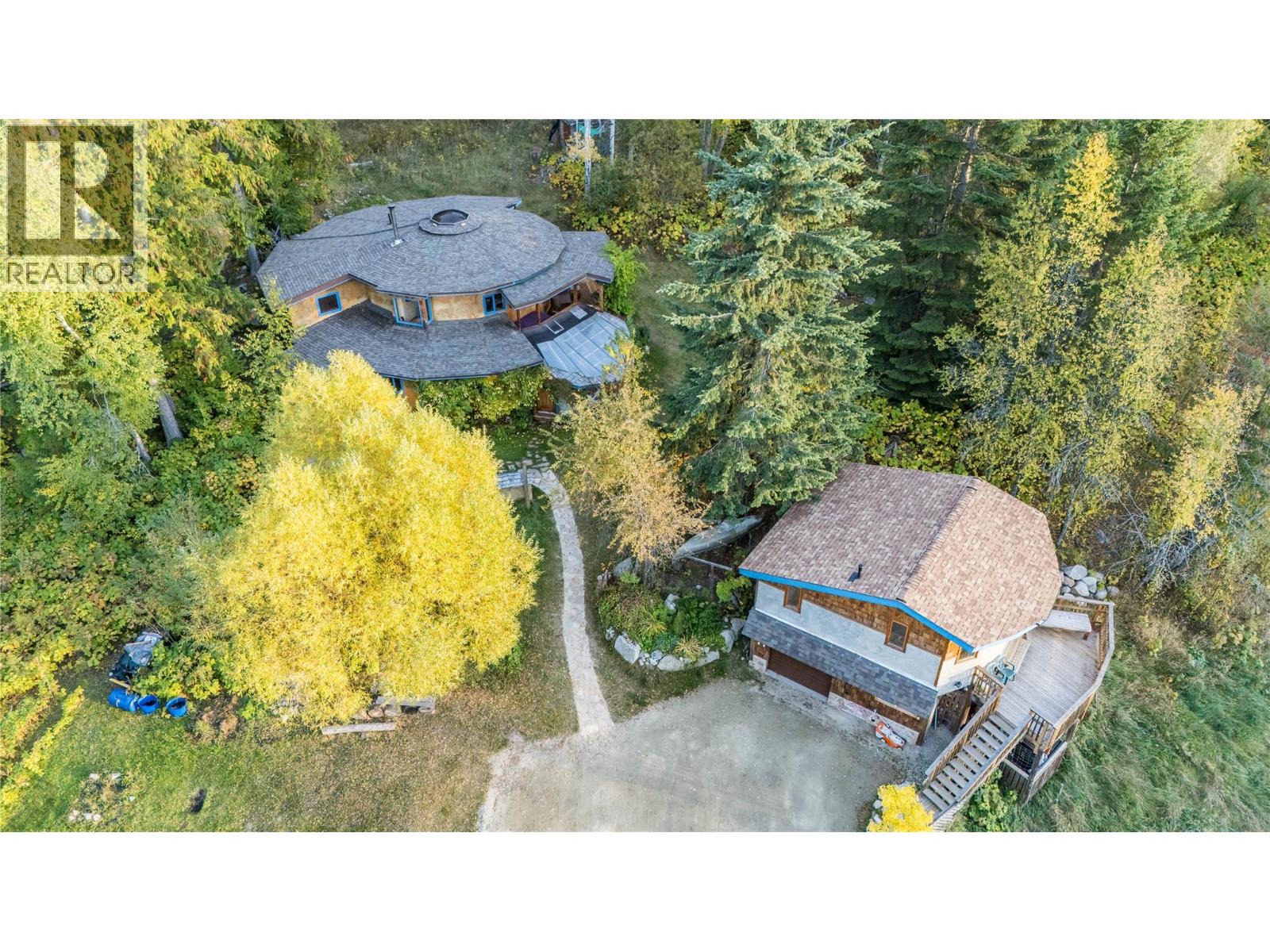 2129 Svoboda Road, Nelson, British Columbia  V1L 3V3 - Photo 3 - 10386644