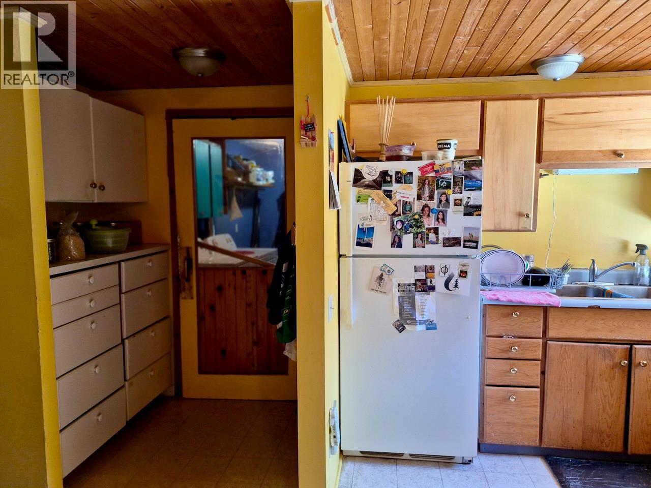 2010 Creek Street, Nelson, British Columbia  V1L 1M7 - Photo 51 - 10386711