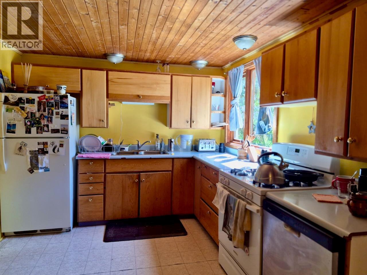 2010 Creek Street, Nelson, British Columbia  V1L 1M7 - Photo 45 - 10386711