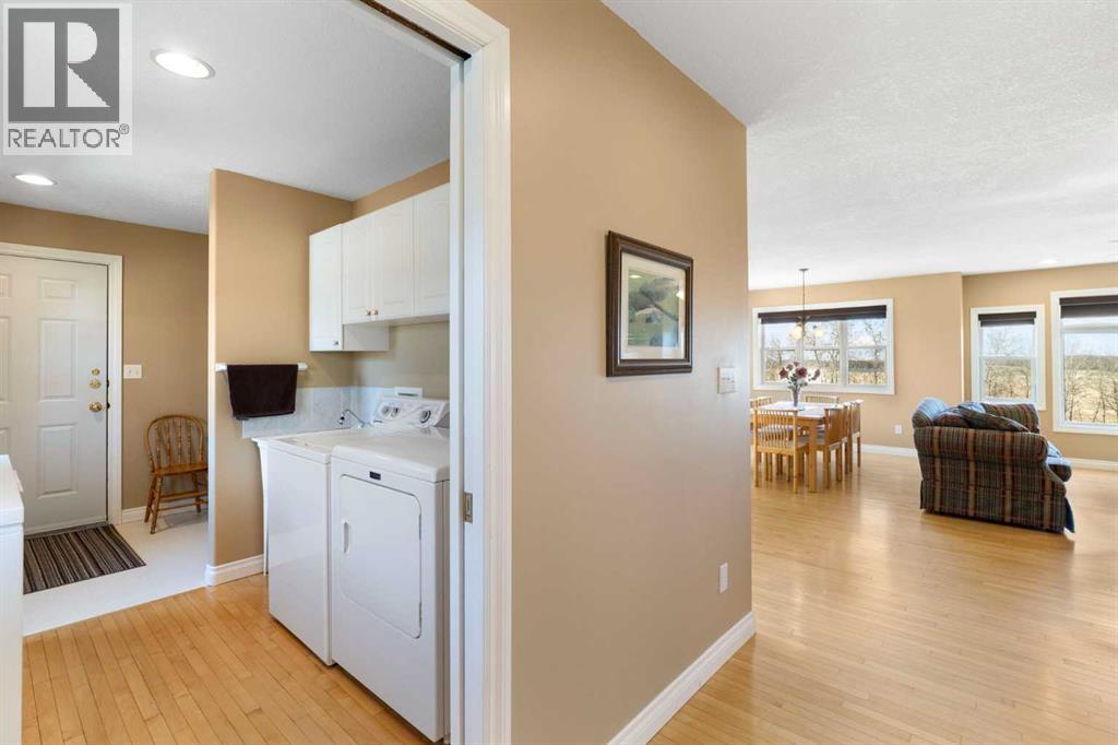 36341 Range Road 250, Rural Red Deer County, Alberta  T0M 1R0 - Photo 14 - A2309227