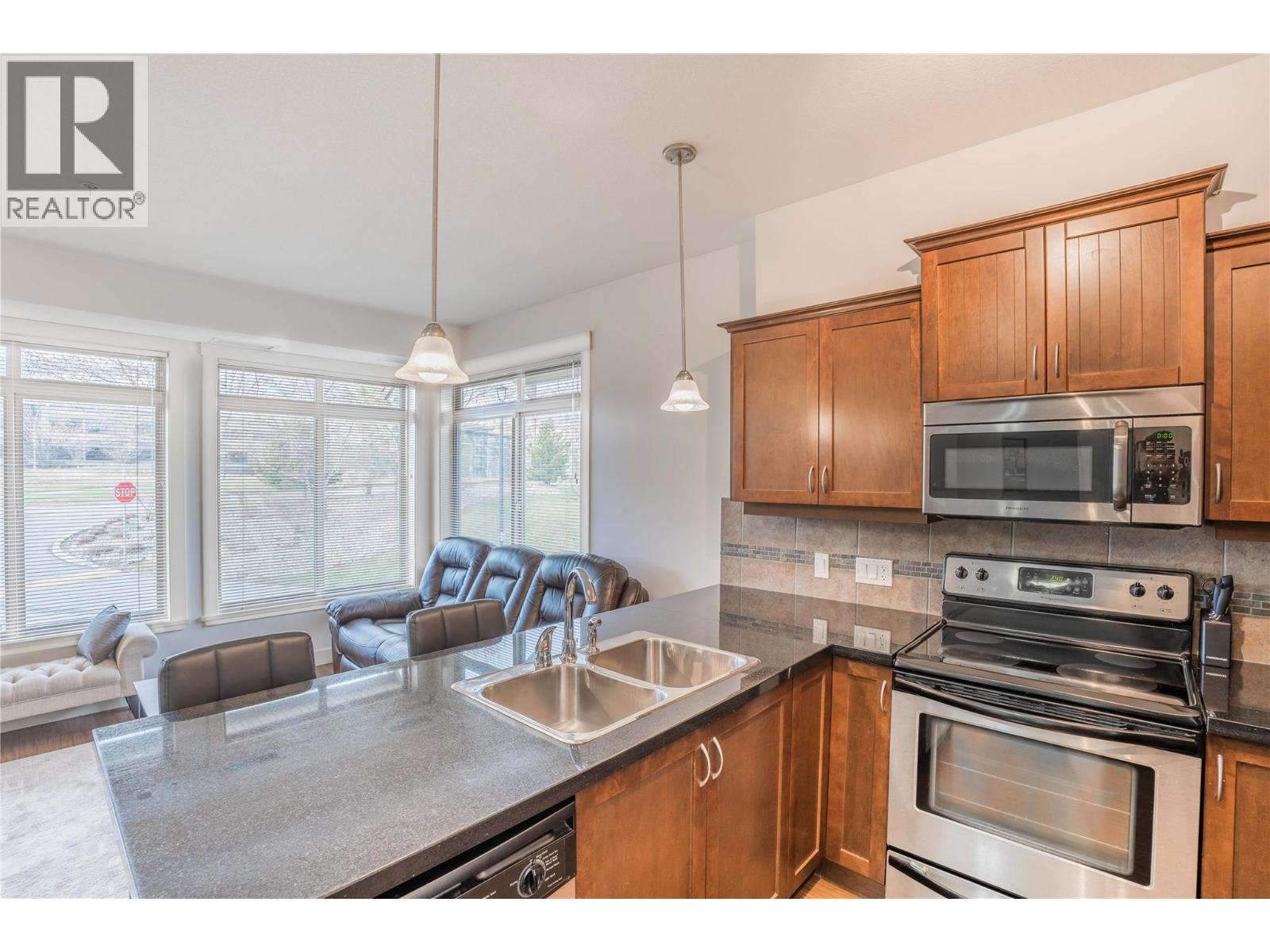 3533 Carrington Road Unit# 213, West Kelowna, British Columbia  V4T 2Z9 - Photo 3 - 10386803