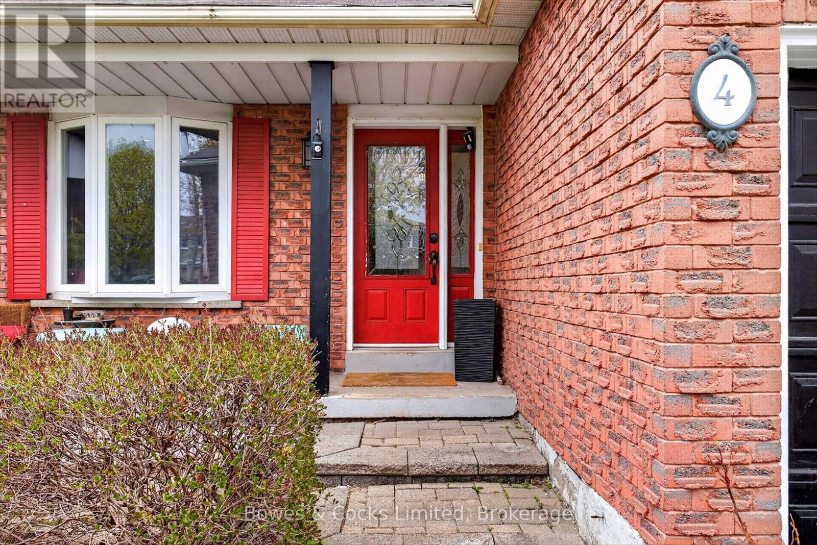 4 Claret Road, Clarington, Ontario  L1E 1V9 - Photo 3 - E13105330