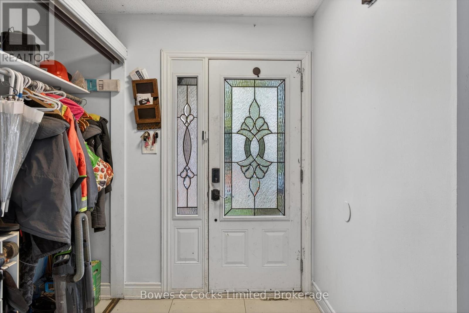 4 Claret Road, Clarington, Ontario  L1E 1V9 - Photo 4 - E13105330