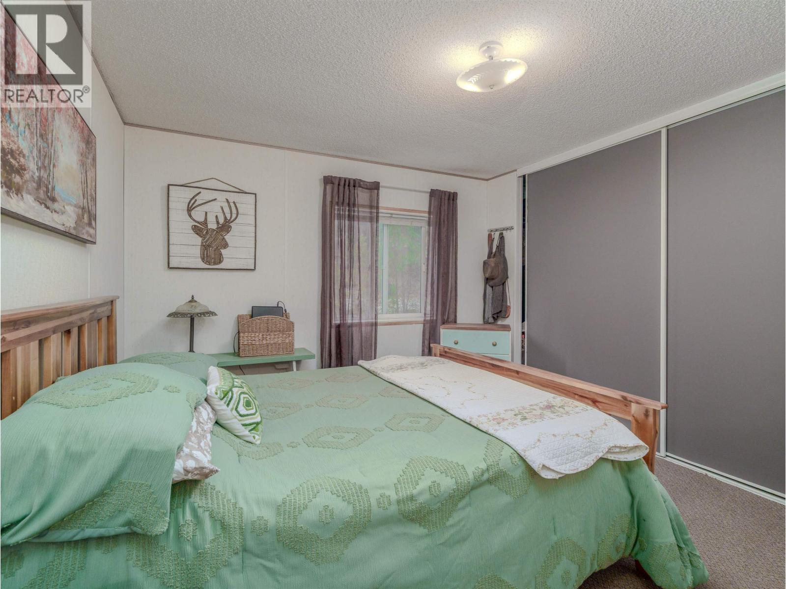 6324 Wolfe Road, 100 Mile House, British Columbia  V0K 2E3 - Photo 15 - R3096184