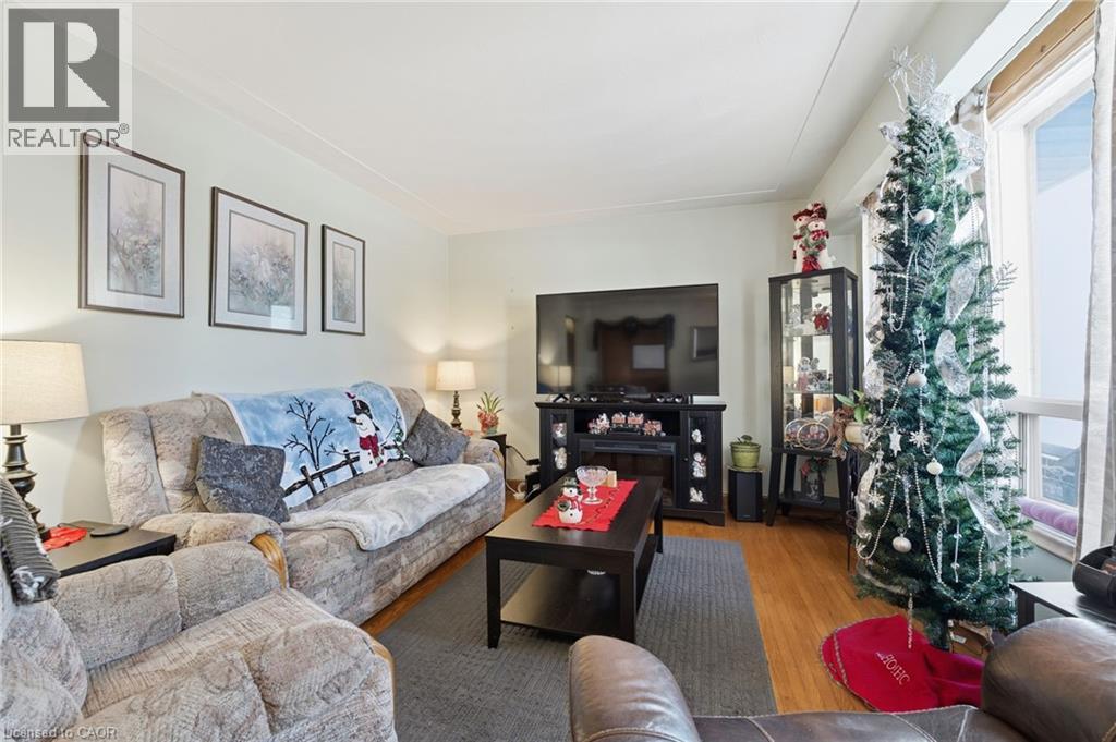 29 Leckie Avenue, Stoney Creek, Ontario  L8J 2S7 - Photo 24 - 40828550