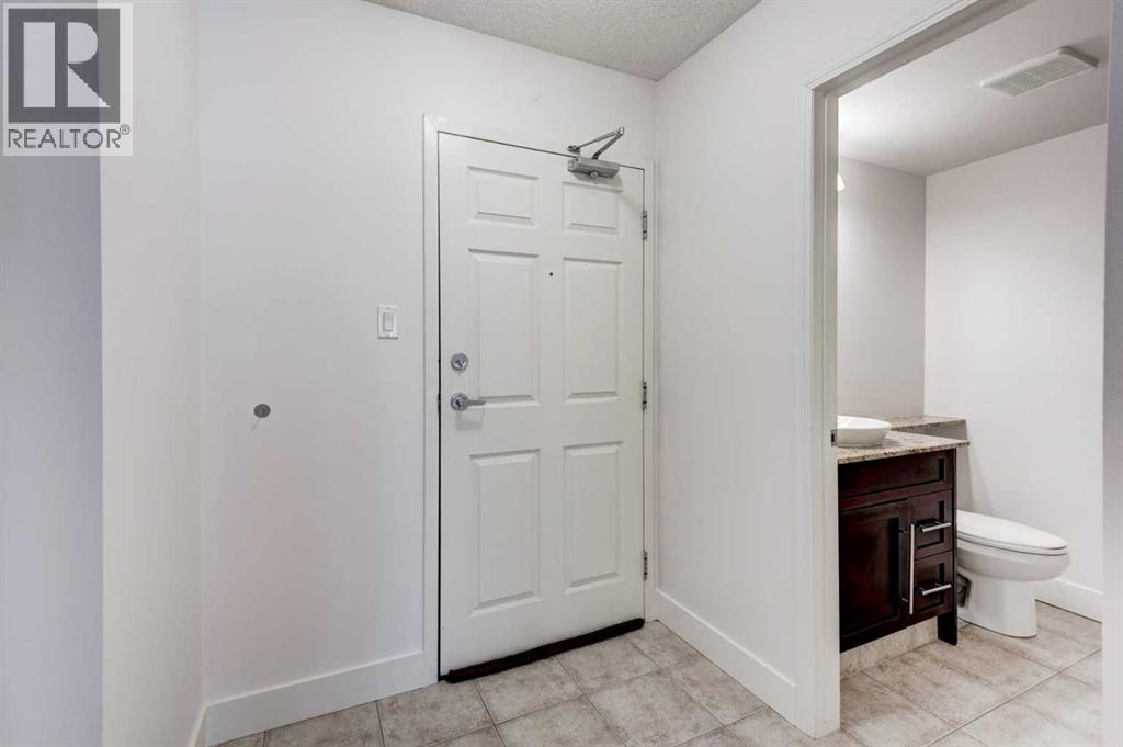 117, 790 Kingsmere Crescent SW, Calgary, Alberta  T2V 2G9 - Photo 4 - A2287533