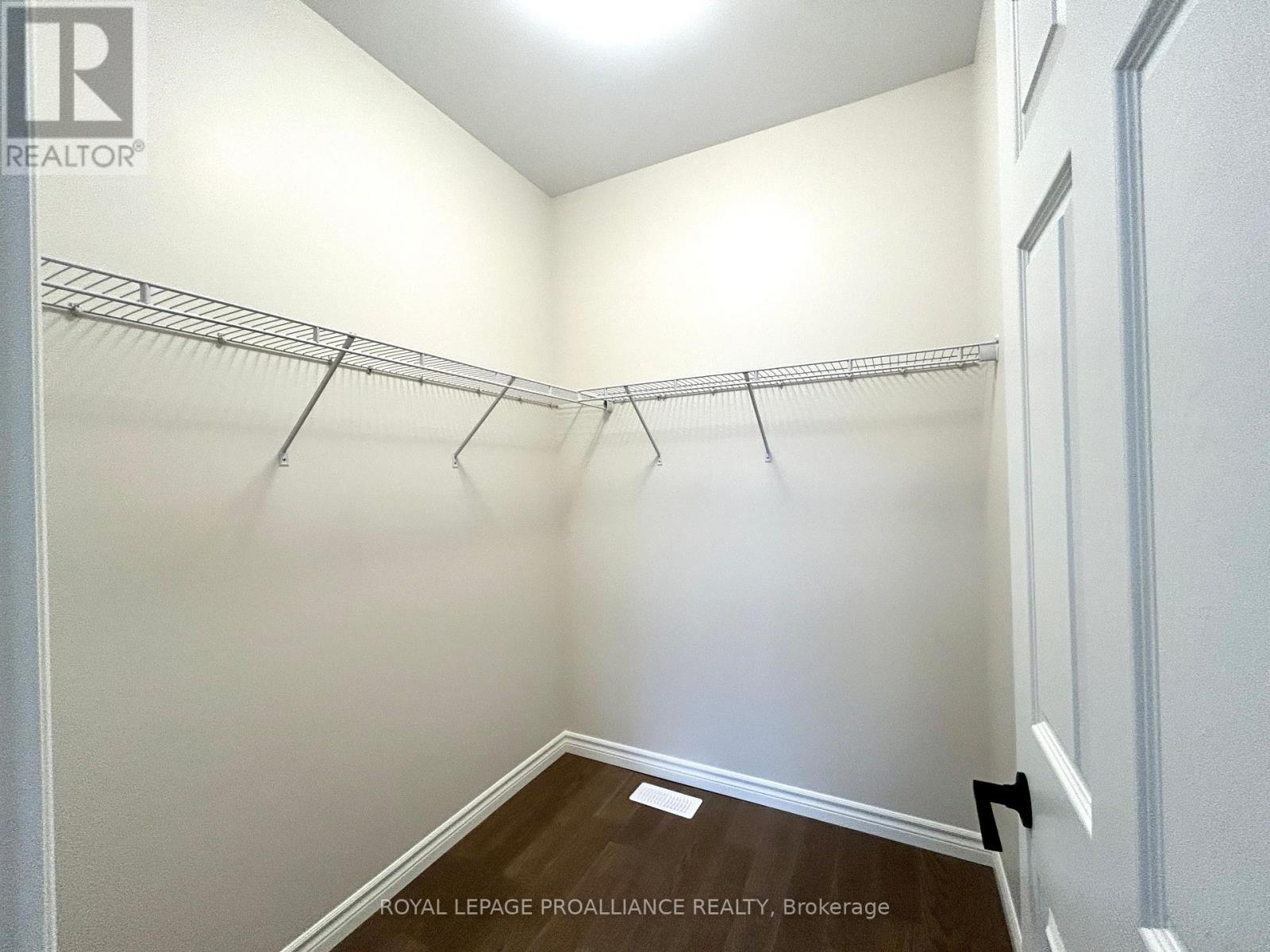83 Athabaska Drive, Belleville, Ontario  K8N 0T1 - Photo 4 - X13105202