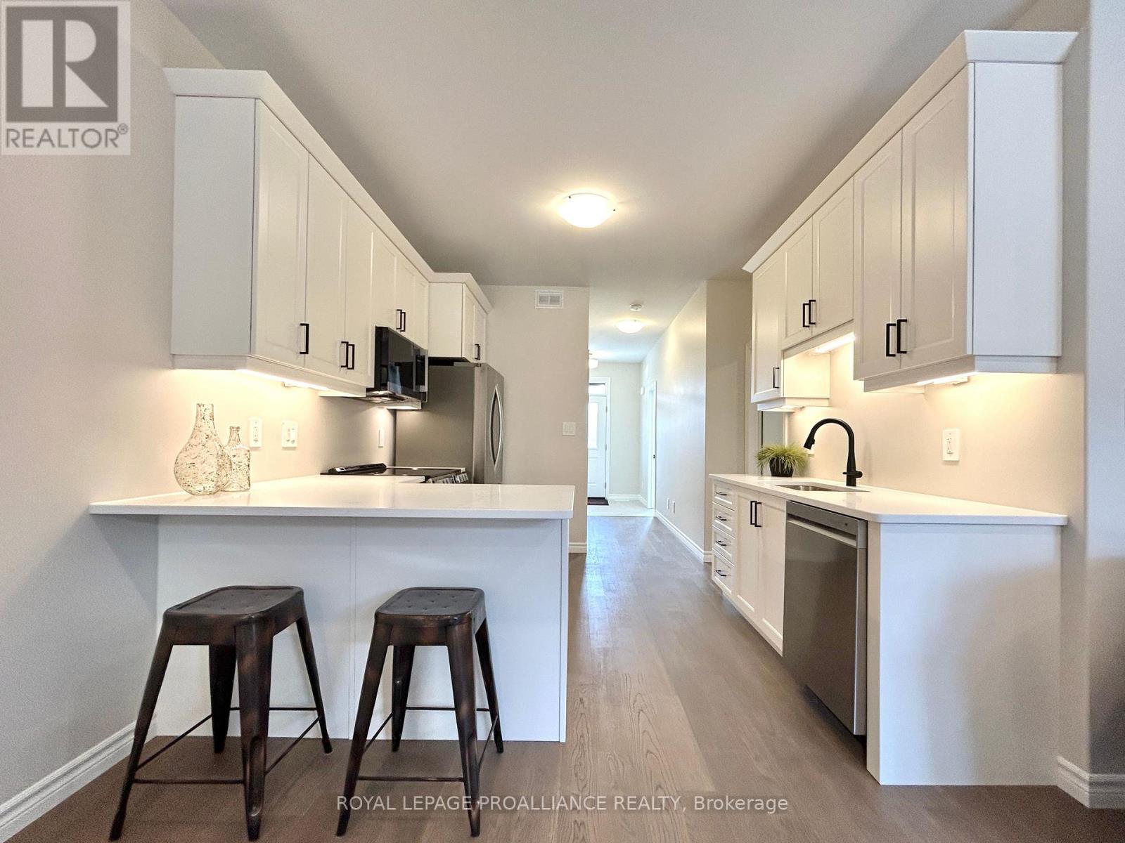 83 Athabaska Drive, Belleville, Ontario  K8N 0T1 - Photo 8 - X13105202