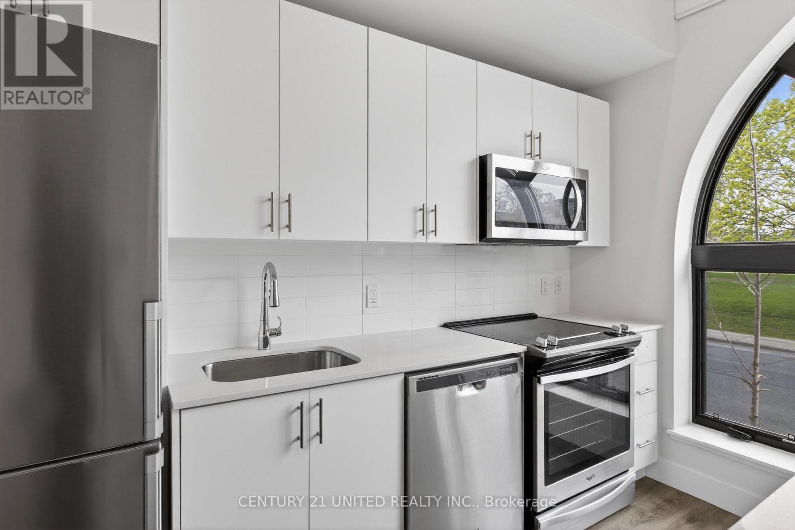 201 - 475 George Street N, Peterborough, Ontario  K9H 0J4 - Photo 4 - X13105296
