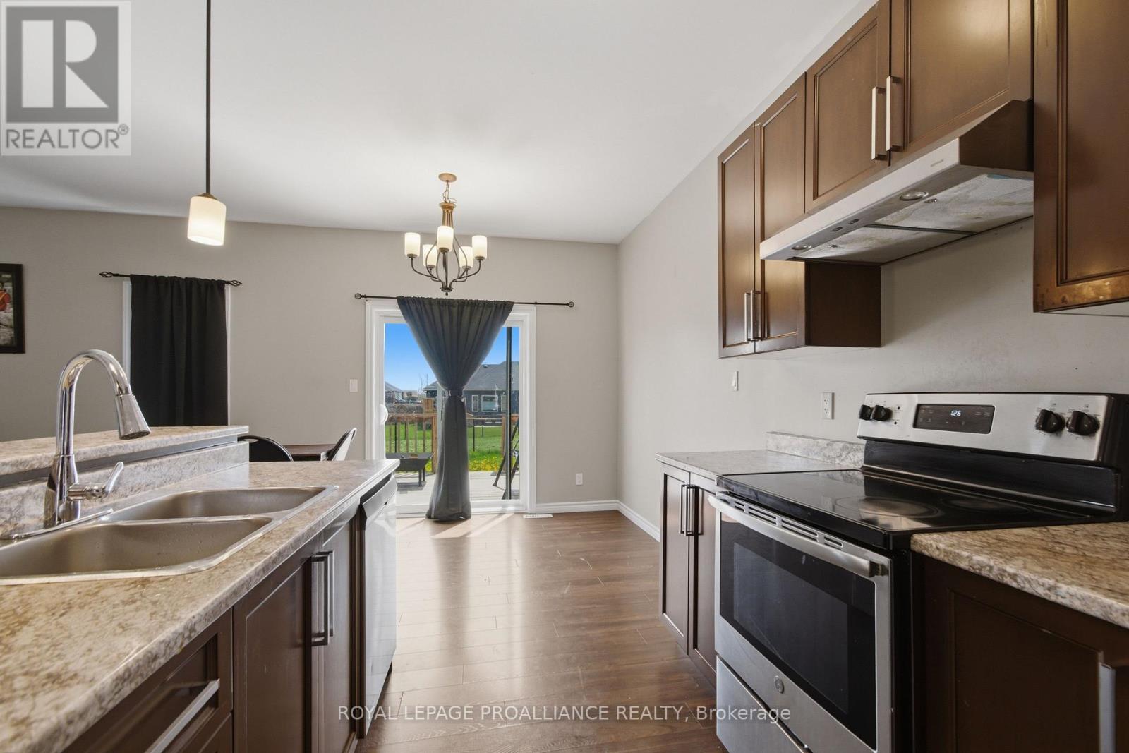 5 Cottonwood Drive, Belleville (Thurlow Ward), Ontario  K8N 0J3 - Photo 9 - X13105322