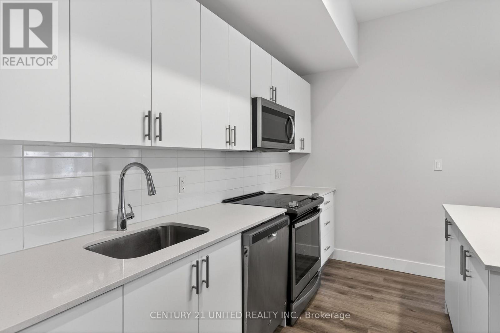 202 - 475 George Street N, Peterborough, Ontario  K9H 0J4 - Photo 4 - X13105332