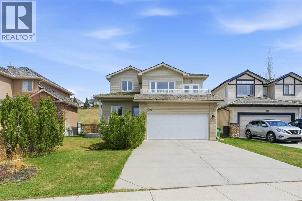 207 Gleneagles View, Cochrane, Alberta  T4C 2G5 - Photo 8 - A2307937