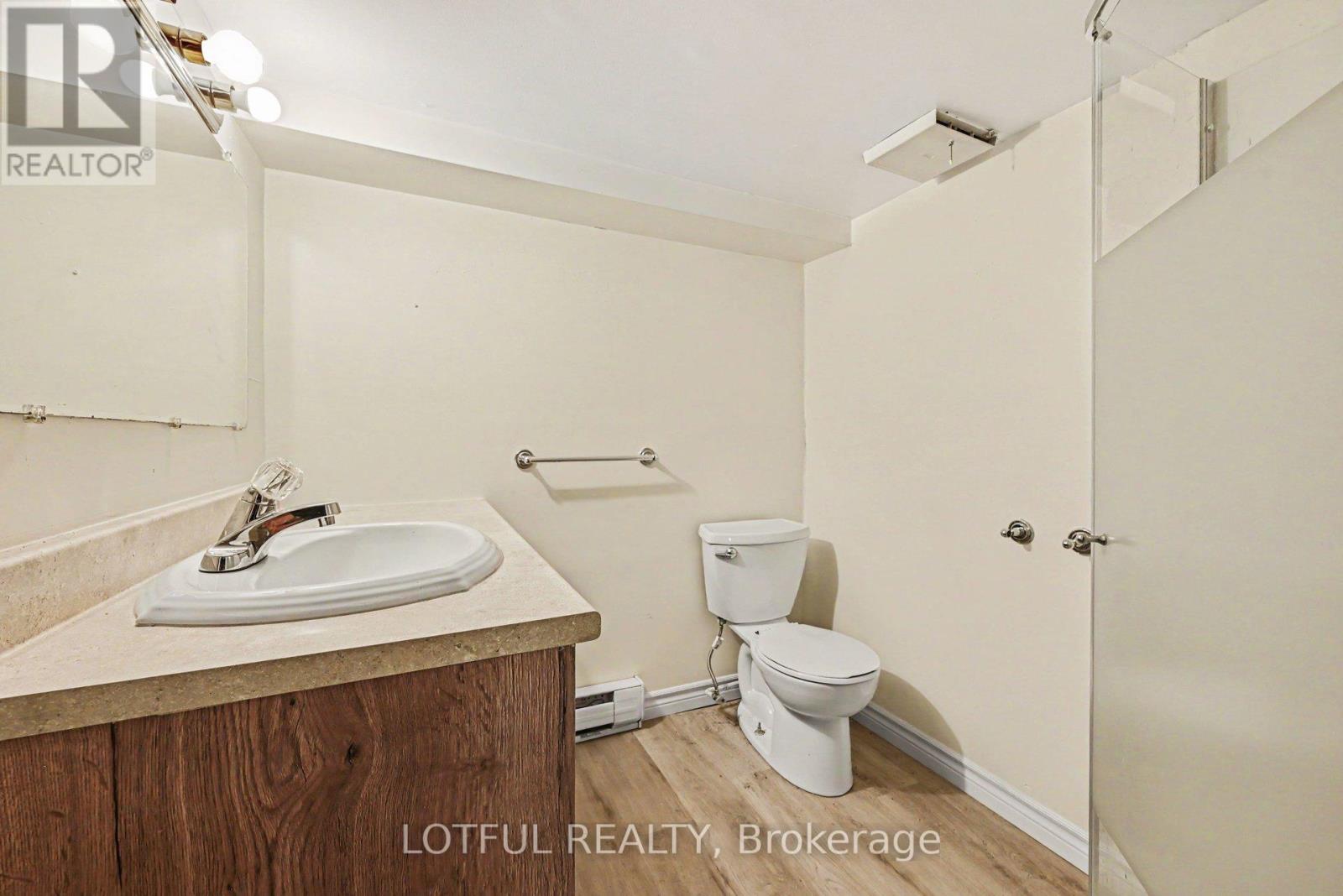 2 - 98 Queen Mary Street, Ottawa, Ontario  K1K 1X7 - Photo 12 - X13105286