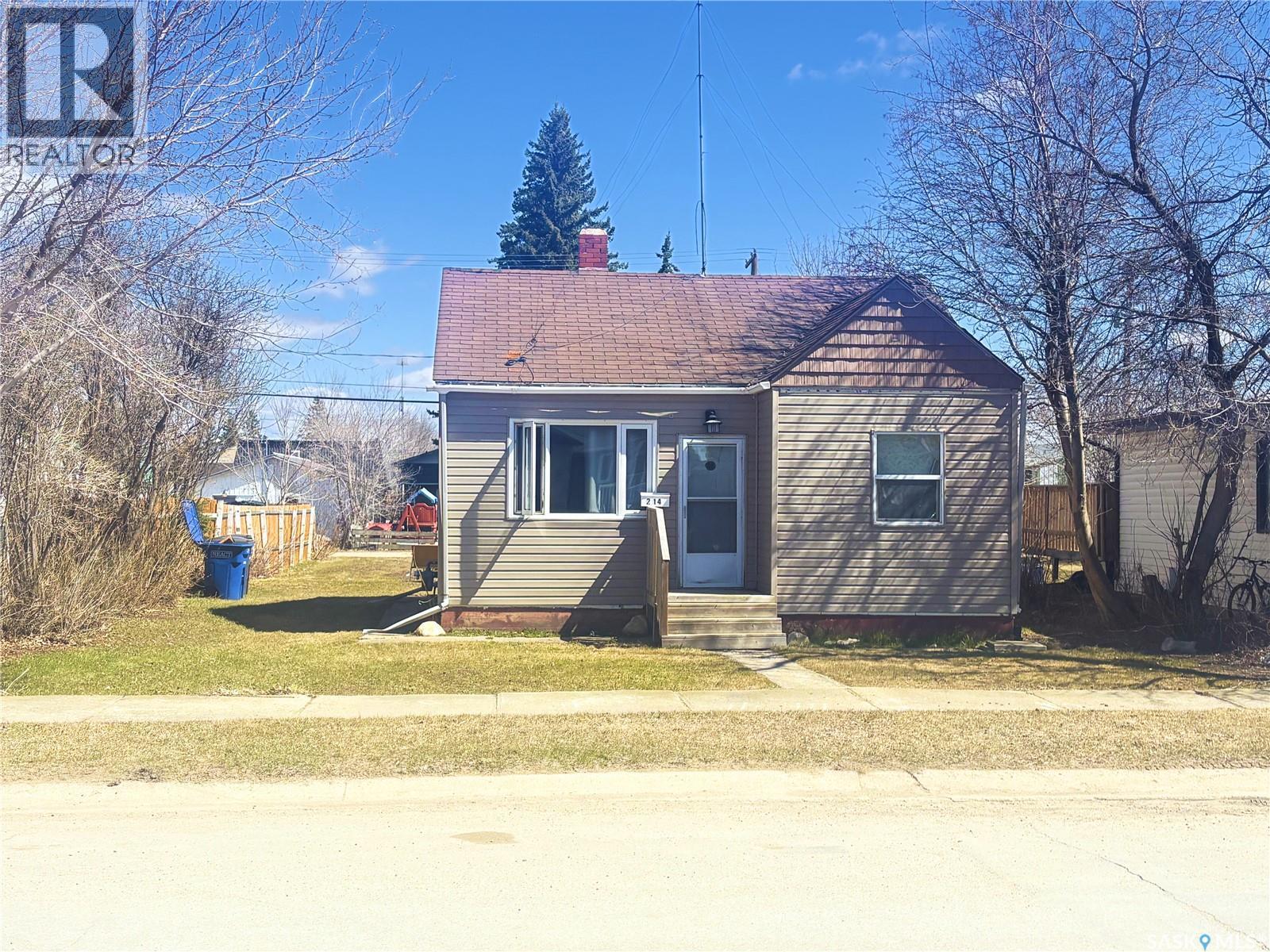 214 9th STREET, Humboldt, Saskatchewan
